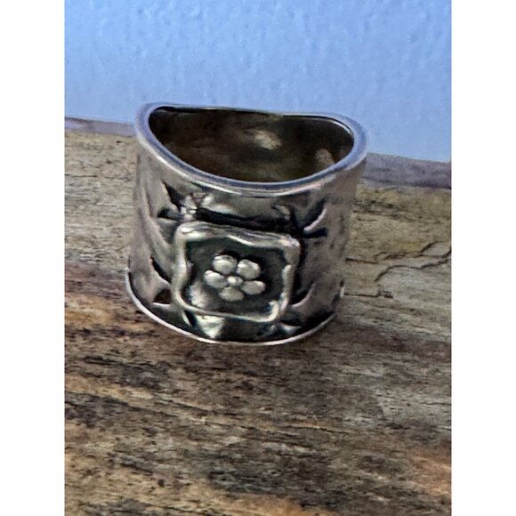 Handcrafted Israel 925 Sterling Silver Flower Design Wide Band Ring Size 6 - Picture 7 of 8